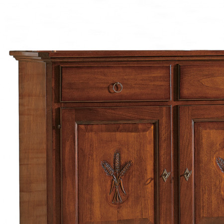Credenza intagliata 2 ante 2 cassetti, dettaglio delle ante