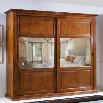 Armadio arte povera con ante scorrevoli e specchi