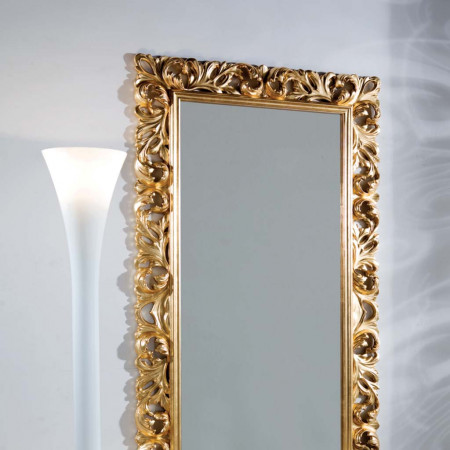 Dettaglio cornice Specchiera con foglia oro