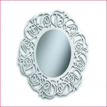 Specchiera ovale traforata con cornice a rose