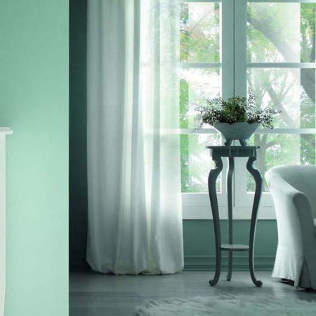 Portavaso shabby in legno con gambe sagomate