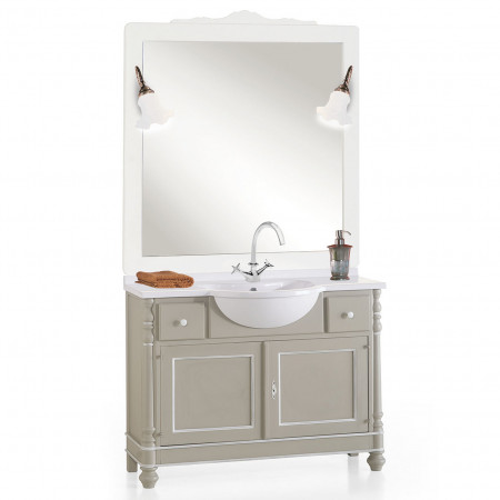 Bagno classico completo di specchiera, dettaglio lavabo mineralmarmo