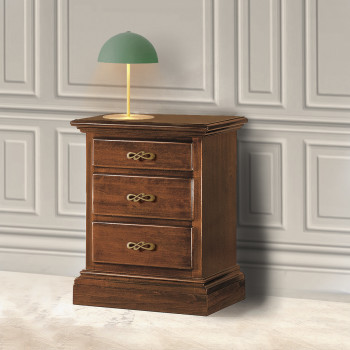 Comodino classico in legno, dettaglio frontale cassetti