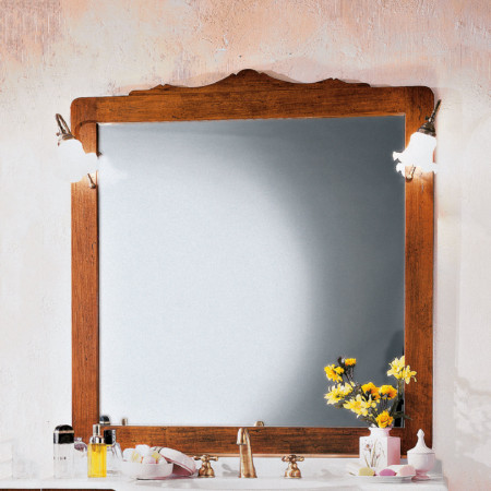 Bagno con specchiera e lampade, dettaglio legno