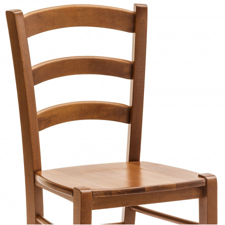 Sedia in faggio fondo in legno con traverse sagomate