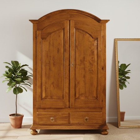Armadio in legno massello a 2 ante