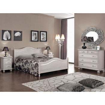 Camera classica da letto in legno massello con rifiniture tortora