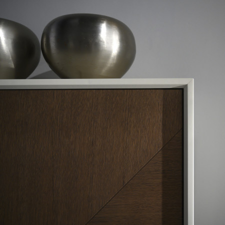 Madia moderna 3 ante in frassino con design geometrico