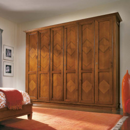 Armadio New Classical, 6 ante, dettagli in legno noce Armadio New Classical 6 ante in legno noce con dettagli a rombo
