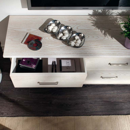 Base porta tv natura con piedini, dettaglio venature legno