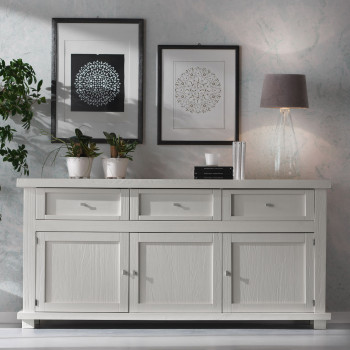 Credenza natura 3 ante 3 cassetti in stanza decorata