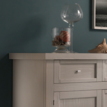 Dettaglio credenza natura, cassetti in legno massello