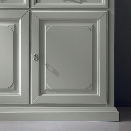 Credenza settecento dettaglio bugne ante