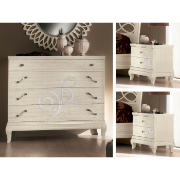 Gruppo comò e comodini in frassino con rilievi