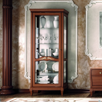 Argentiera anta sinistra, dettaglio del legno e vetri