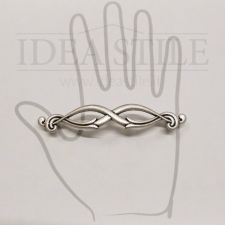 Maniglia Calle argento antico, dettaglio design intrecciato
