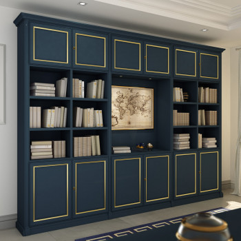 Libreria su misura in stile classico blu notte con dettagli oro