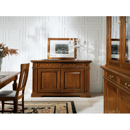 Credenza 2 ante in legno massello con dettagli intagliati