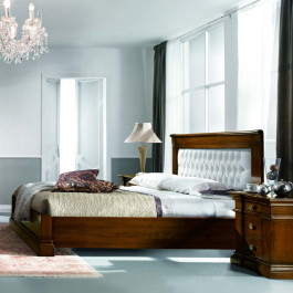 Letto due piazze, imbottitura in ecopelle bianca e legno Letto due piazze con testata imbottita e cornici in legno