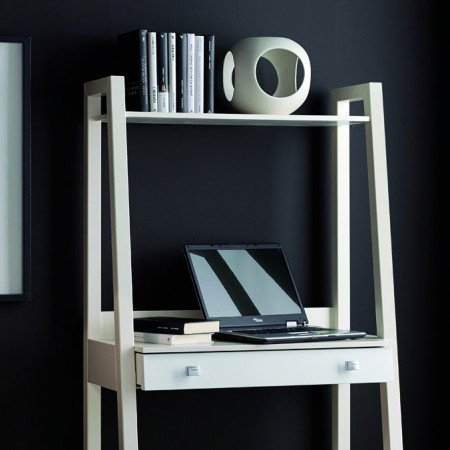 Consolle porta pc in legno con cassetto e libri