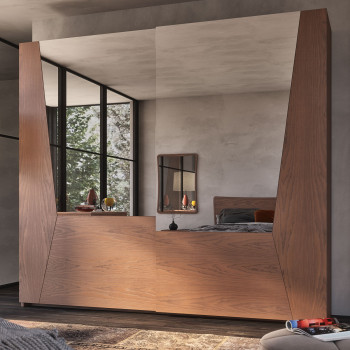 Armadio ante scorrevoli con specchi in legno di frassino