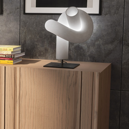 Dettaglio legno credenza Renova 4 porte
