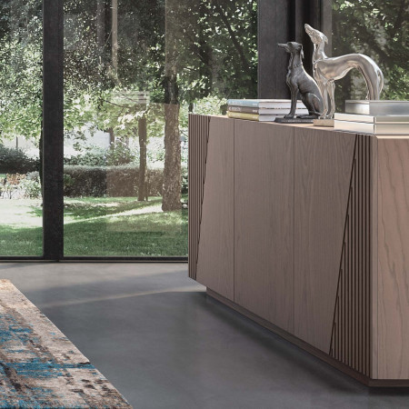 Credenza Nova Style 3 porte in legno con venature esaltate