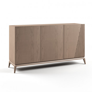 Credenza Nova Style 3 porte, dettaglio piedini moderni