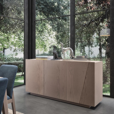 Credenza Nova Style 3 porte ambientata in salotto