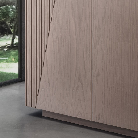 Dettaglio legno frassino Credenza Nova Style 4 porte