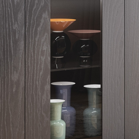 Credenza Nova Plus 3 porte, dettaglio ante in vetro