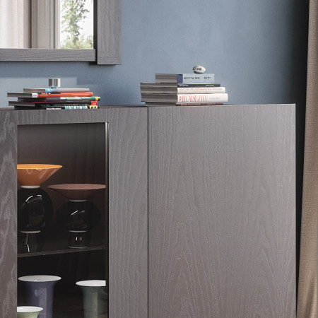 Dettaglio legno Credenza Nova Plus 3 porte in vetro