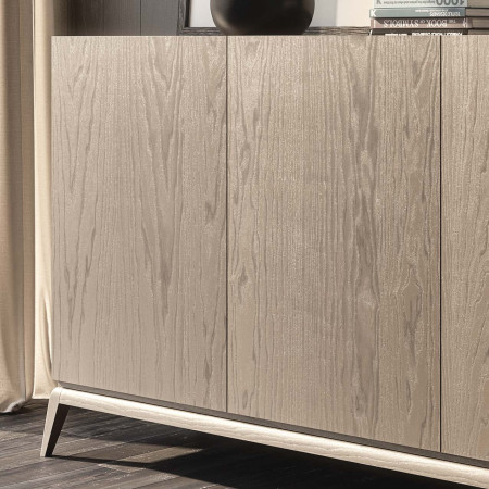 Credenza Nova Plus 3 porte, dettaglio venature legno