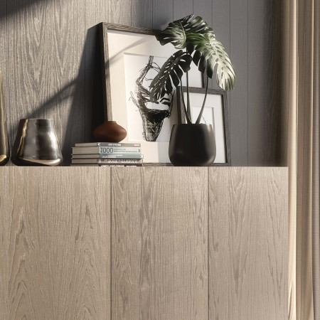 Credenza Nova Plus 4 porte con dettaglio superficie in frassino