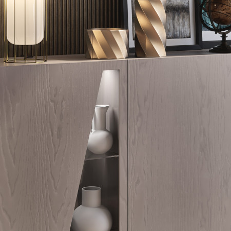 Credenza Mira 3 porte dettaglio ante legno frassino