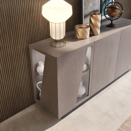 Credenza Mira 3 porte in legno con dettagli in vetro