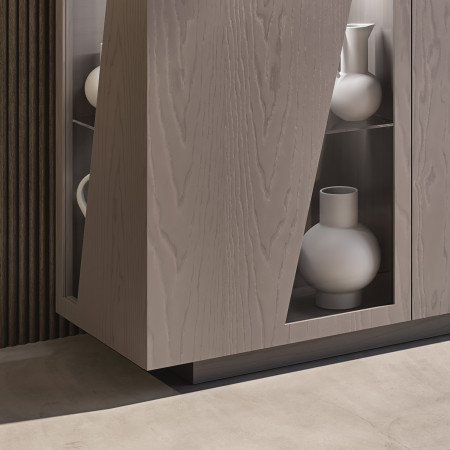 Credenza Mira dettaglio legno massello e vetro