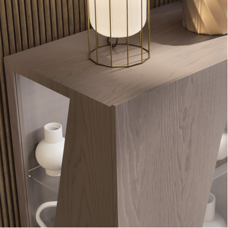 Credenza Mira 3 porte, dettaglio legno e vetro