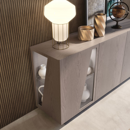 Credenza Mira con 4 porte in legno di frassino