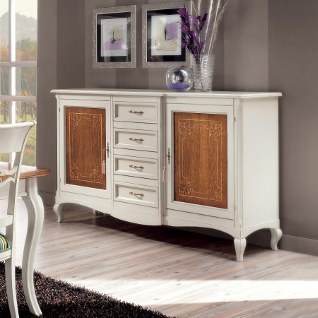 Sala da pranzo classica con credenza bicolore