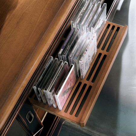 Soggiorno moderno noce e moka, dettaglio porta DVD