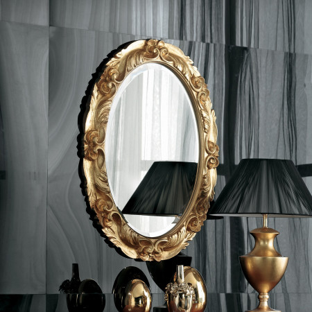Specchiera ovale in foglia oro con cornice floreale