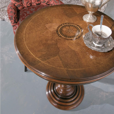 Tavolino margherita 60 cm, dettaglio intarsio legno