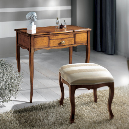 Mobile da trucco in legno di ciliegio con cassetto aperto