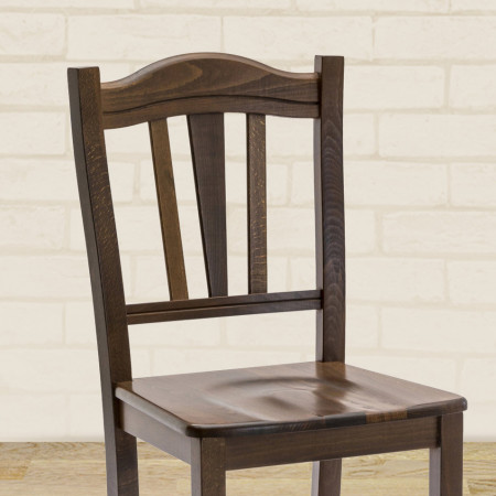 Sedia massiccia con fondino in legno massello di faggio