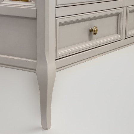 Vetrina in offerta con due ante e due cassetti con inglesine