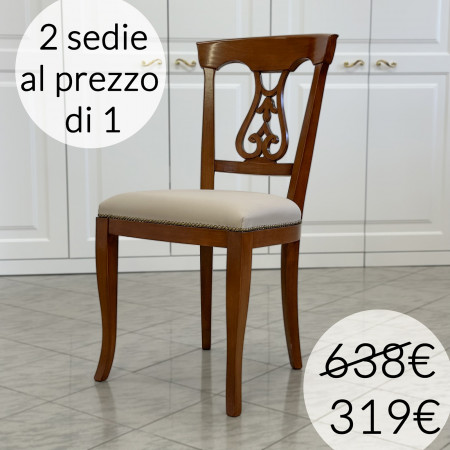 Coppia di sedie classiche in legno ciliegio con seduta imbottita