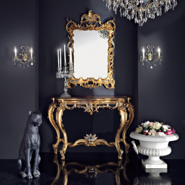 Consolle con specchiera in foglia oro e argento ambientata
