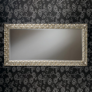 Specchiera classica in foglia argento patinata, dettaglio cornice