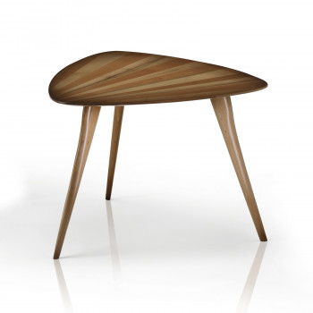 Tavolino triangolare piano fiammato in legno faggio